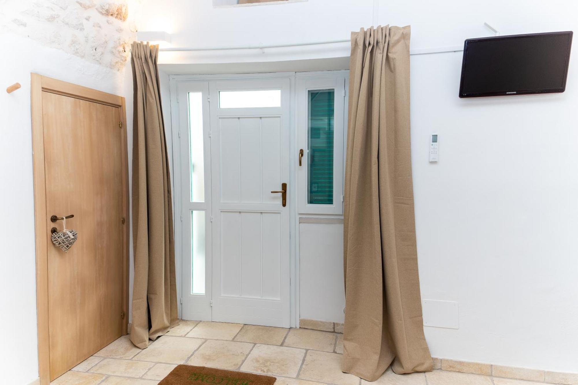 オストゥーニ Casa Deboraヴィラ エクステリア 写真
